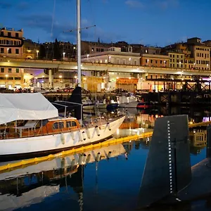 Port View Genua