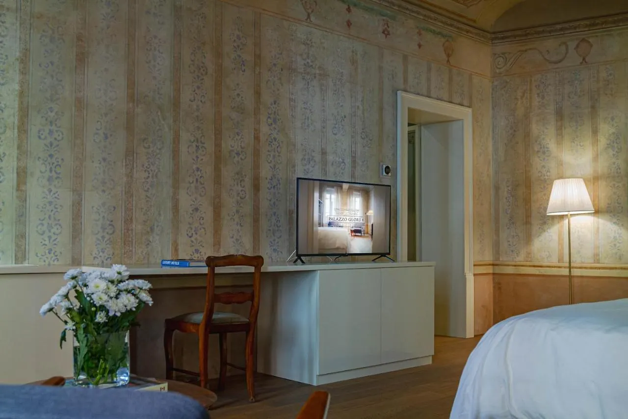 Guest house Palazzo Glori 6 Hotel Cremona
