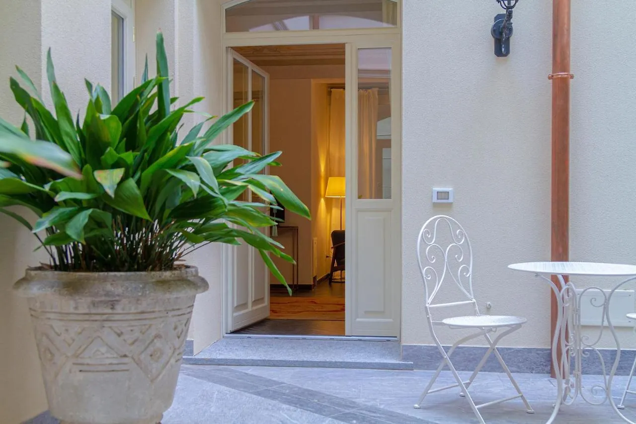 Palazzo Glori 6 Hotel Cremona Guest house